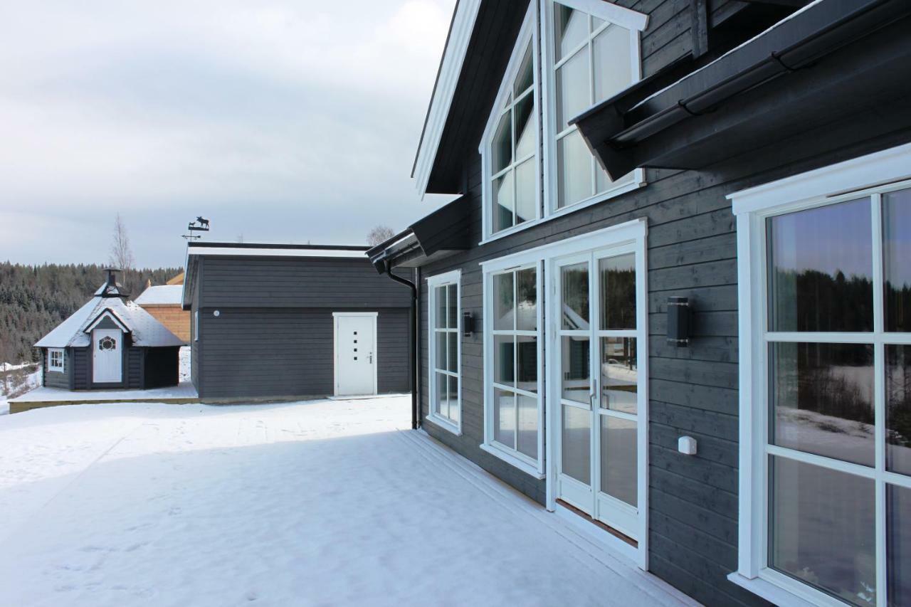 Luxury Mountain Villa Strandlykkja Eksteriør bilde